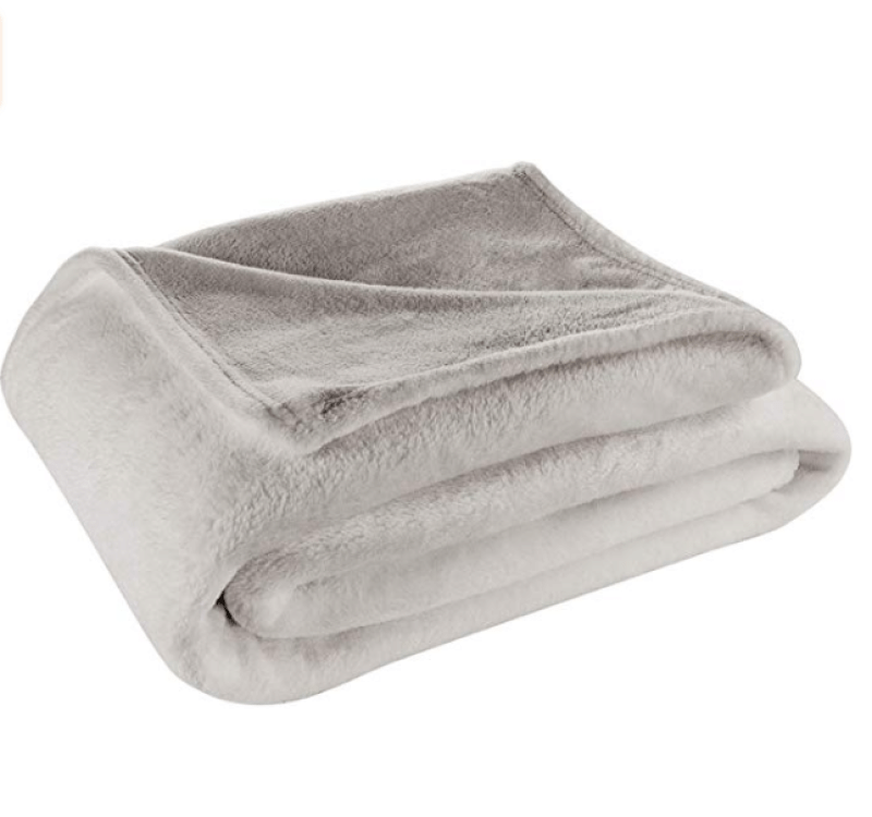 Best Cooling Blankets - Our Top Picks for 2022 and Buyers Guide