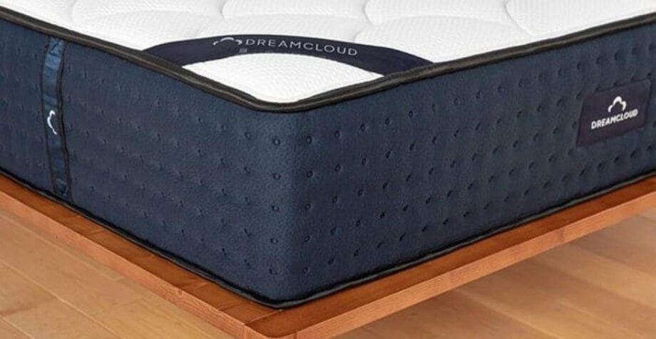 15 inch dreamcloud mattress